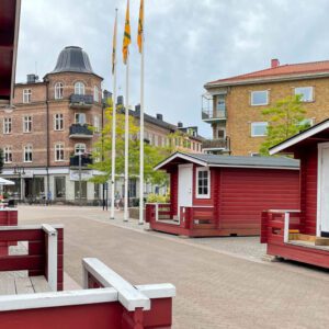 I Hässleholm lottar man ut valstugorna på Stortorget