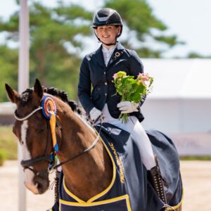 Dubbel seger på Falsterbo Horse Show för Celine Lindenäs och Milan SP från Leksands Ridklubb