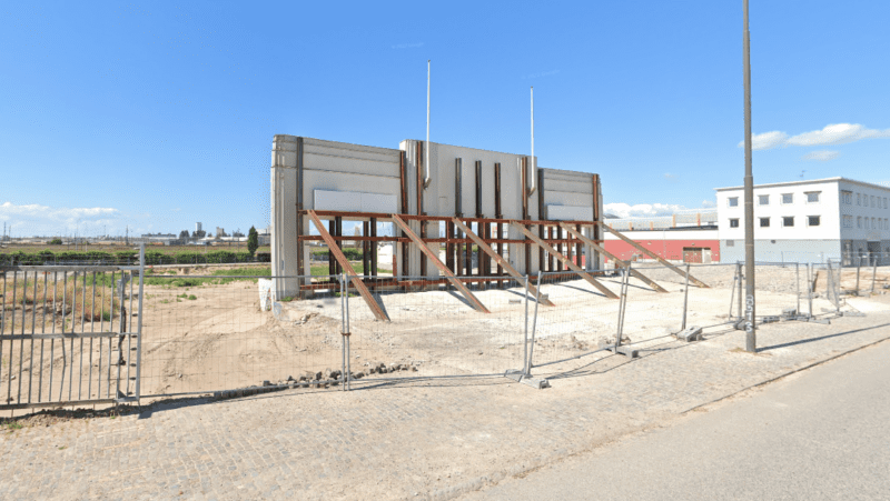 fasaden-till-gamla-hedbergs-bil-bevaras-vid-nybygget-skjutskontoret