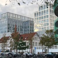 Passa på att få en rundtur i nya vård­byggnaden innan verk­samheten startar