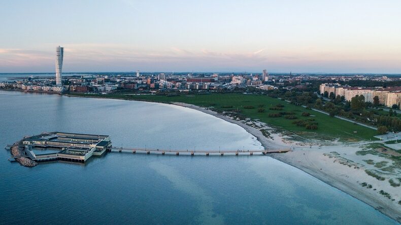 Malmo Western Harbour © Karol Werner