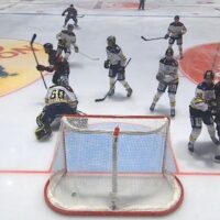 Malmö Redhawks vinner mot HV71 i Malmö Arena