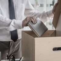 Arbetslösheten ökar, vilket tyder på att lågkonjunkturen håller i sig