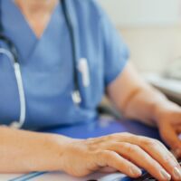 Införandet av Skånes Digitala Vårdsystem (SDV) bromsas upp