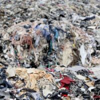 Nya regler för återbruk av textilier vid årsskiftet