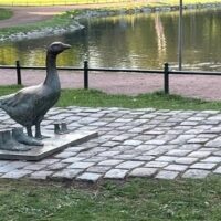 ”Pojke med gäss” blev bara ”gås”