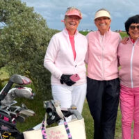 Rosa Pantern 2025: En sving för livet på Flommens gröna mattor