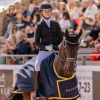 Unga dressyrstjärnor i nytt tävlingsformat