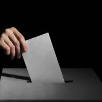 De röda linjernas politik: En analys av det svenska regeringspusslet