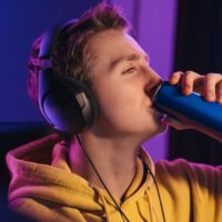 När koffeinet blev skoldagens bränsle och staten valde att titta bort